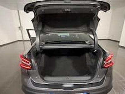 Usata Citroën C4 X 131 CV (96 kW) 2024 Grigio platinum SUV