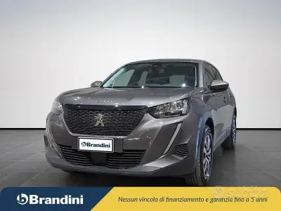 Usata Peugeot 2008 Active 110 CV (80 kW) 2021 Grigio SUV