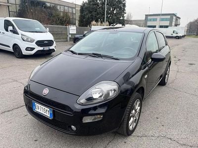 Usata Fiat Punto Lounge 77 CV (56 kW) 2014 Nero Utilitaria