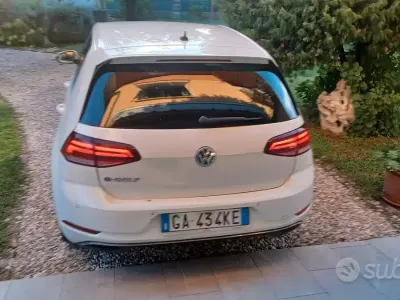 Usata VW e-Golf 36 kW (49 CV) 2020 Bianco Utilitaria