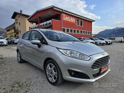 Usata Ford Fiesta Business Edition 75 CV (55 kW) 2016 Grigio Berlina