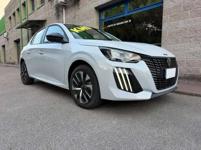 Nuova Peugeot 208 101 CV (74 kW) 2025 Grigio Utilitaria