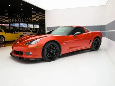 Usata Corvette Z06 513 CV (377 kW) 2011 Arancione metallizzato Utilitaria