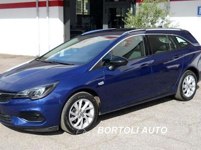 Usata Opel Astra Business Elegance 105 CV (77 kW) 2021 Blu Station wagon