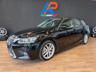 Usata Lexus CT200h Business Edition 99 CV (72 kW) 2018 Nero Berlina