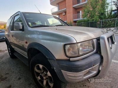 Usata Opel Frontera 115 CV (84 kW) 2000 Grigio SUV