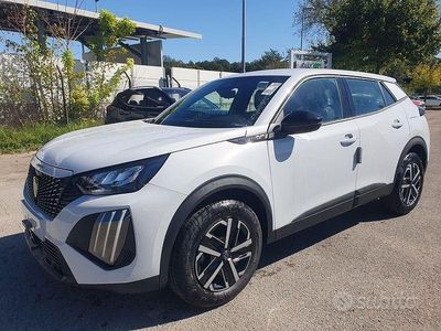Nuova Peugeot 2008 Active 100 CV (73 kW) 2025 Bianco SUV