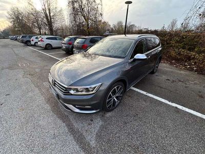 usata VW Passat Alltrack 2.0 bitdi 4motion 240cv dsg