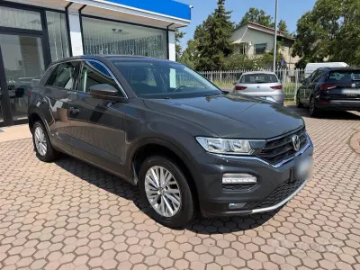 Usata VW T-Roc Style 150 CV (110 kW) 2020 Grigio SUV