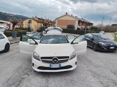 Usata Mercedes A180 Executive 109 CV (80 kW) 2015 Bianco Berlina