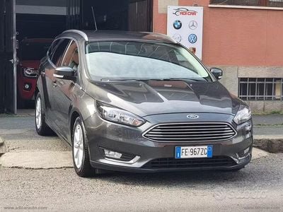 Usata Ford Focus Titanium 120 CV (88 kW) 2016 Grigio Station wagon