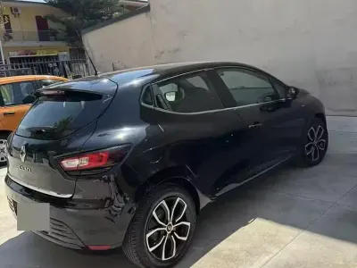 Usata Renault Clio IV 90 CV (66 kW) 2019 Nero Berlina