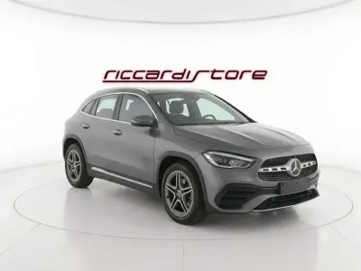 Usata Mercedes GLA180 Premium 136 CV (100 kW) 2025 Grigio SUV