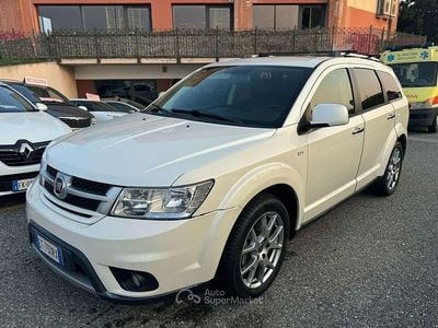 Bianco perla Usata 2014 Fiat Freemont Lounge SUV | 7800 € (Buon prezzo)