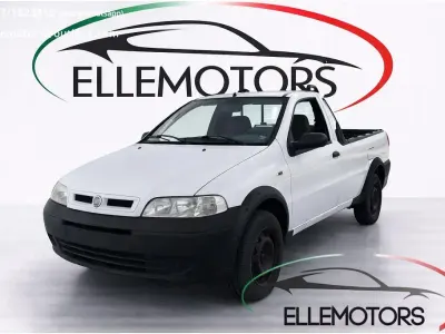 Usata Fiat Strada 61 CV (44 kW) 2003 Bianco Pick-up