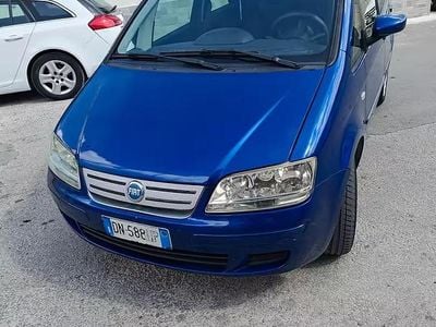 Usata Fiat Idea Dynamic 89 CV (65 kW) 2006 Blu Monovolume