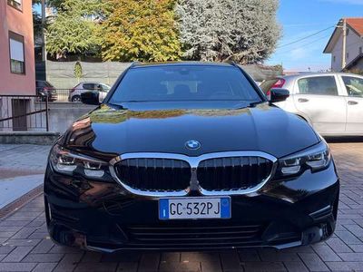 usata BMW 318 318 d Touring Luxury