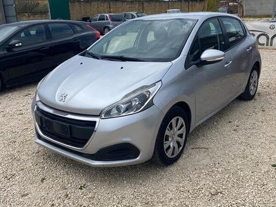 Usata Peugeot 208 Active 75 CV (55 kW) 2016 Grigio Utilitaria