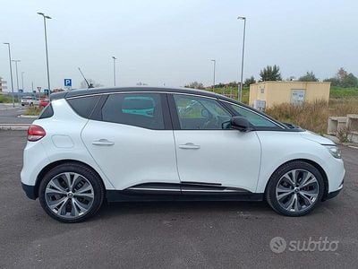 Usata Renault Scénic IV 150 CV (110 kW) 2018 Bianco Monovolume