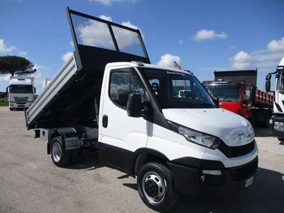 usata Iveco Daily 35C14 140CV K E6 RIBALTABIL TR5 BLOC DIFFERENZIALE