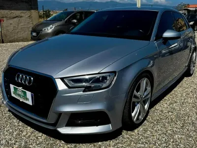 Usata Audi A3 S-Line 150 CV (110 kW) 2020 Grigio Berlina
