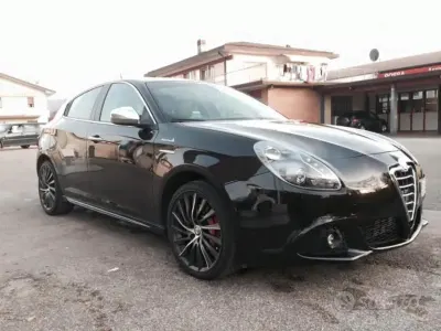 Usata Alfa Romeo Giulietta 140 CV (102 kW) 2013 Nero Utilitaria