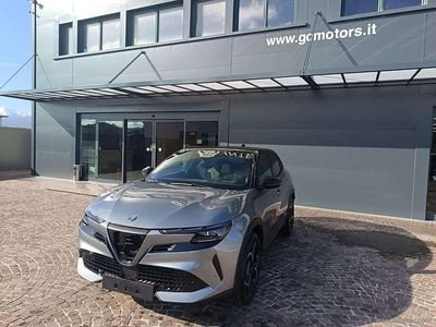 Nuova Alfa Romeo Junior Edizione Speciale 136 CV (100 kW) 2026 Grigio SUV