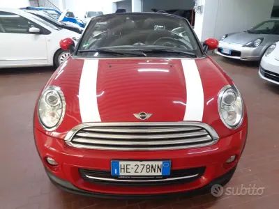 Usata Mini Cooper Roadster 122 CV (89 kW) 2014 Rosso Cabrio