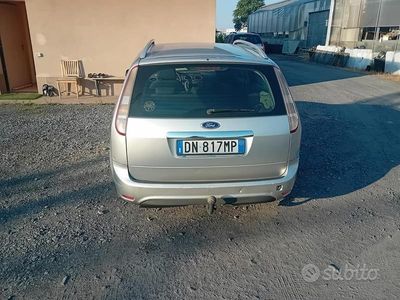 Usata Ford Focus 90 CV (66 kW) 2009 Grigio Station wagon