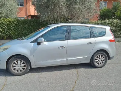 Usata Renault Scenic E-Tech 130 CV (95 kW) 2010 Grigio Monovolume