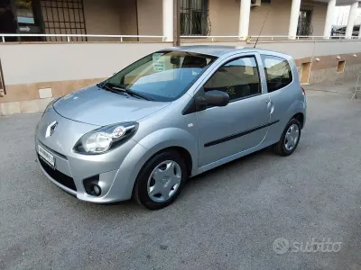 Gebraucht Renault Twingo 75 PS (55 kW) 2011 Grau Kleinwagen