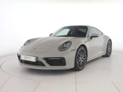 Usata Porsche 911 Carrera 4S 450 CV (330 kW) 2021 Gesso Coupé