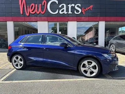 Usata Audi A3 Business 116 CV (85 kW) 2022 Blu/azzurro Berlina