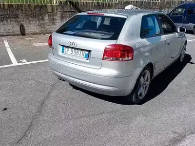 Usata Audi A3 140 CV (102 kW) 2004 Grigio Utilitaria
