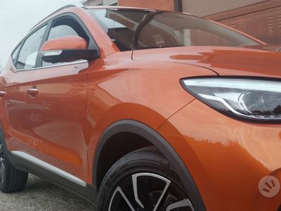 Usata MG ZS Luxury 106 CV (77 kW) 2024 Giallo Berlina