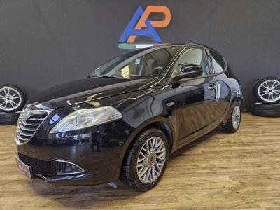 usata Lancia Ypsilon 0.9 TwinAir 85 CV 5 porte S&S Platinum usato