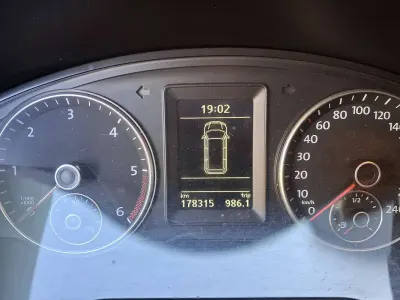 Usata VW Caravelle 190 CV (139 kW) 2014 Bianco Furgone