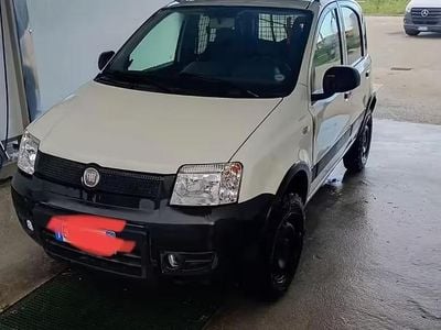 Gebraucht Fiat Panda 4x4 60 PS (44 kW) 2011 Kleinwagen