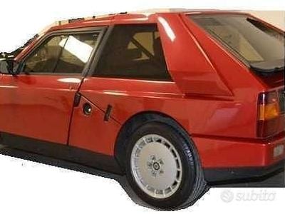 Usata Lancia Delta S 250 CV (183 kW) 1985 Rosso Utilitaria