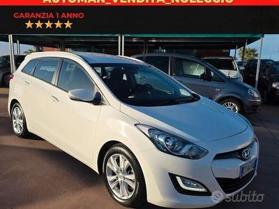 Usata Hyundai i30 Comfort 110 CV (80 kW) 2013 Bianco Station wagon