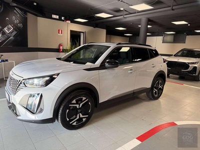 Usata Peugeot 2008 Allure 102 CV (75 kW) 2025 Bianco SUV