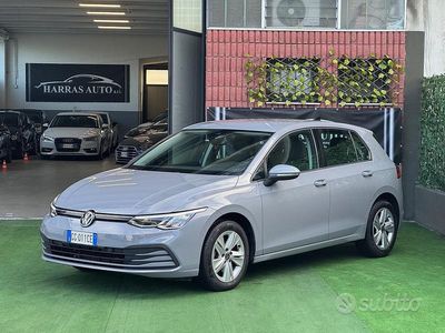 Usata VW Golf VIII Style 115 CV (84 kW) 2021 Grigio Berlina