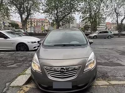 Usata Opel Meriva 95 CV (69 kW) 2010 Marrone Monovolume