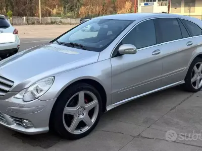 Usata Mercedes R320 224 CV (164 kW) 2008 Grigio Station wagon