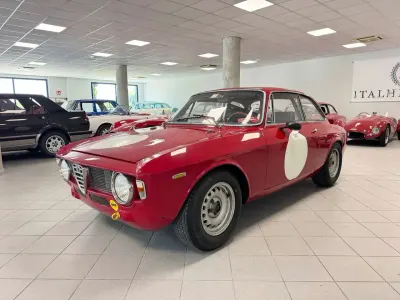 Usata Alfa Romeo Giulia Sprint Sprint 113 CV (83 kW) 1965 Rosso Coupé