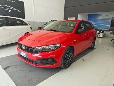 Usata Fiat Tipo City Life 131 CV (96 kW) 2021 Rosso Station wagon