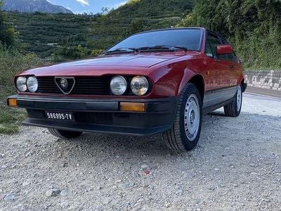 Usata Alfa Romeo GTV 129 CV (94 kW) 1984 Coupé