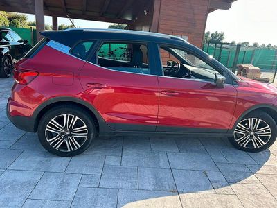 Usata Seat Arona 115 CV (84 kW) 2017 Rosso SUV