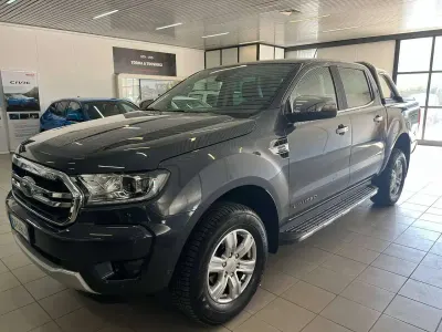 Usata Ford Ranger Limited 213 CV (156 kW) 2023 Grigio Pick-up