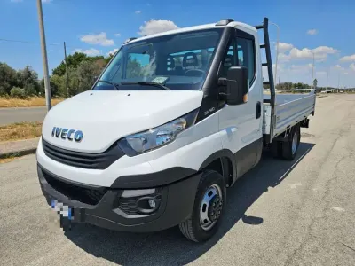 Usata Iveco Daily 136 CV (100 kW) 2019 Bianco Utilitaria